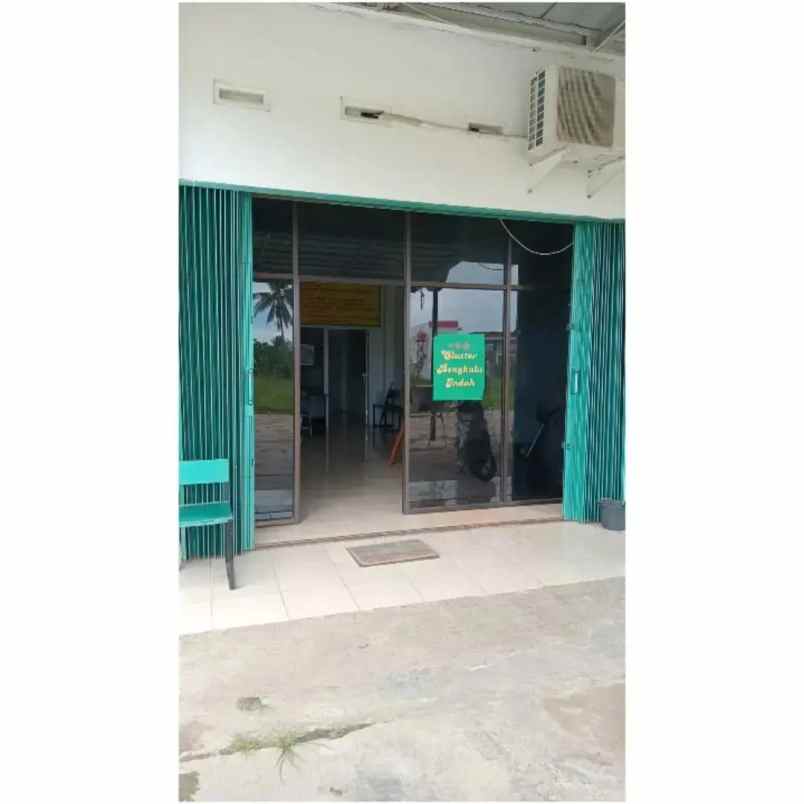 dijual rumah jalan putri gading cempaka