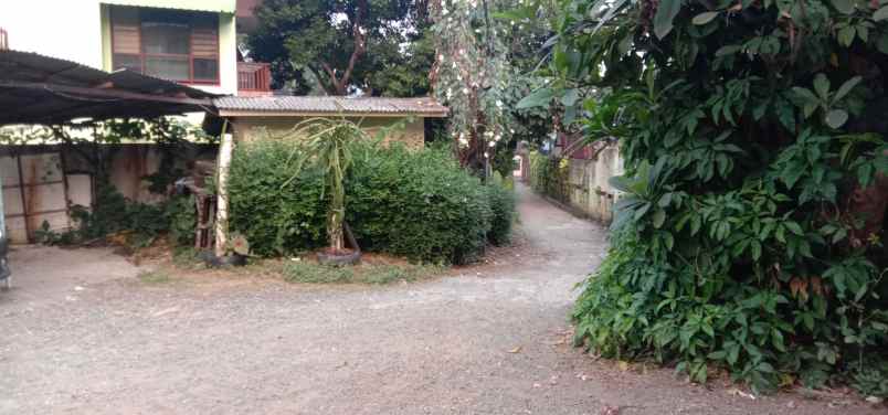 dijual rumah jalan siaga raya no 8118