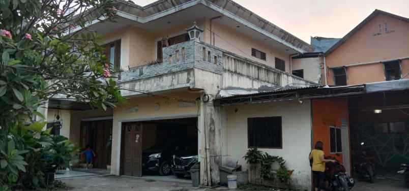 dijual rumah jalan siaga raya no 8118