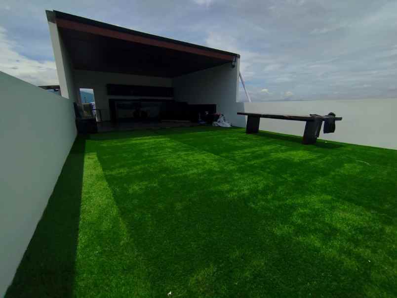 dijual rumah jalan sukabirus