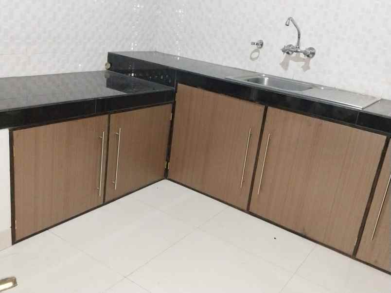 dijual rumah jatinegara