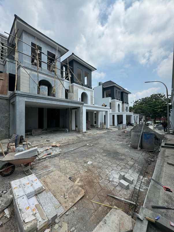 dijual rumah jatingaleh