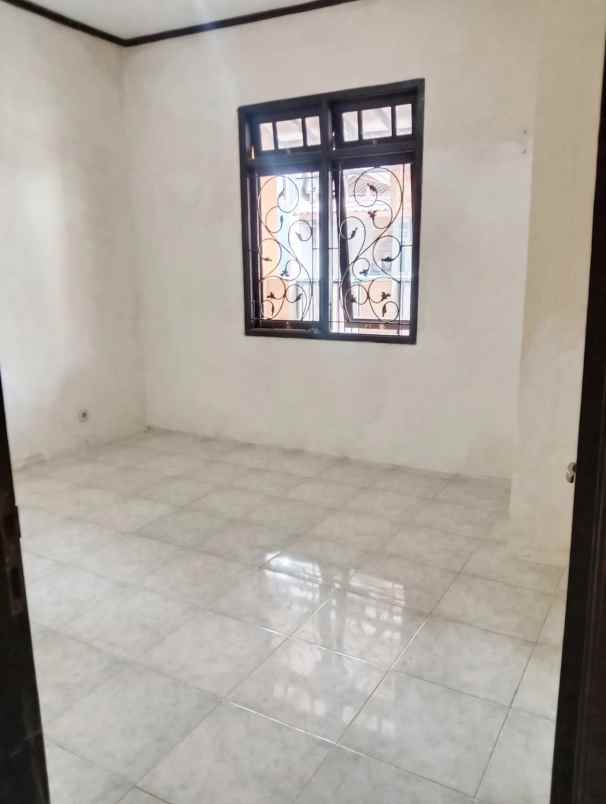 dijual rumah jatisampurna bekasi
