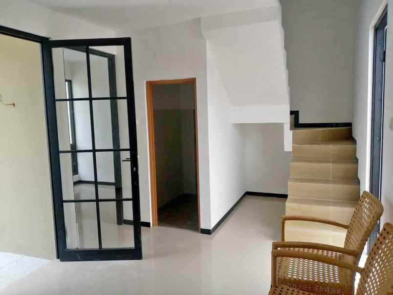 dijual rumah jedong wagir malang
