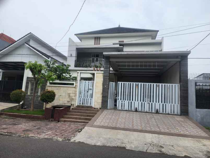 dijual rumah jemursari