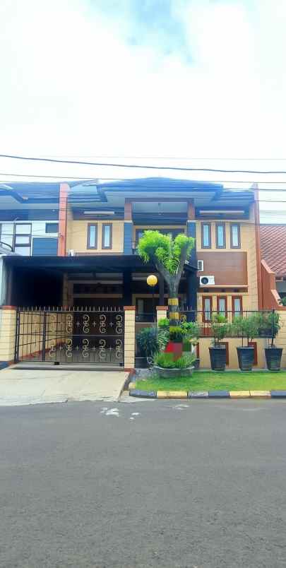 dijual rumah jl batununggal indah
