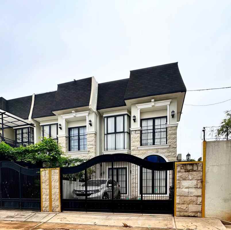 dijual rumah jl boulevard grand depok