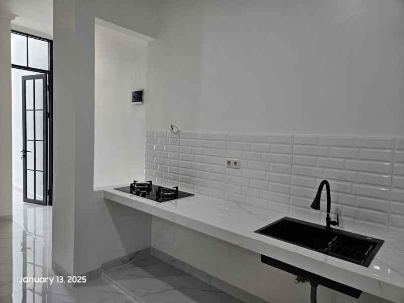 dijual rumah jl cinere raya cinere