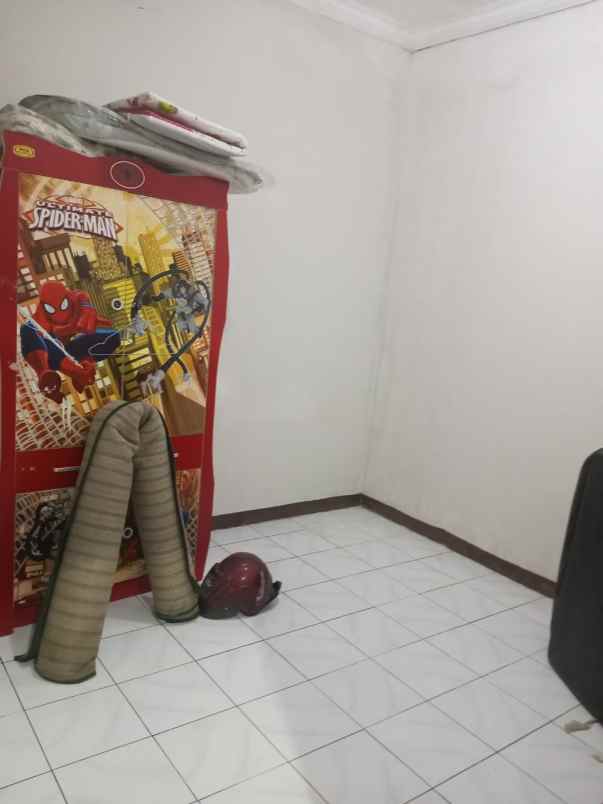 dijual rumah jl jupiter barat