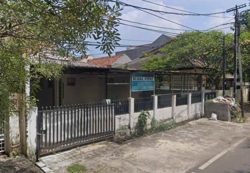 dijual rumah jl kayu putih utara pulo