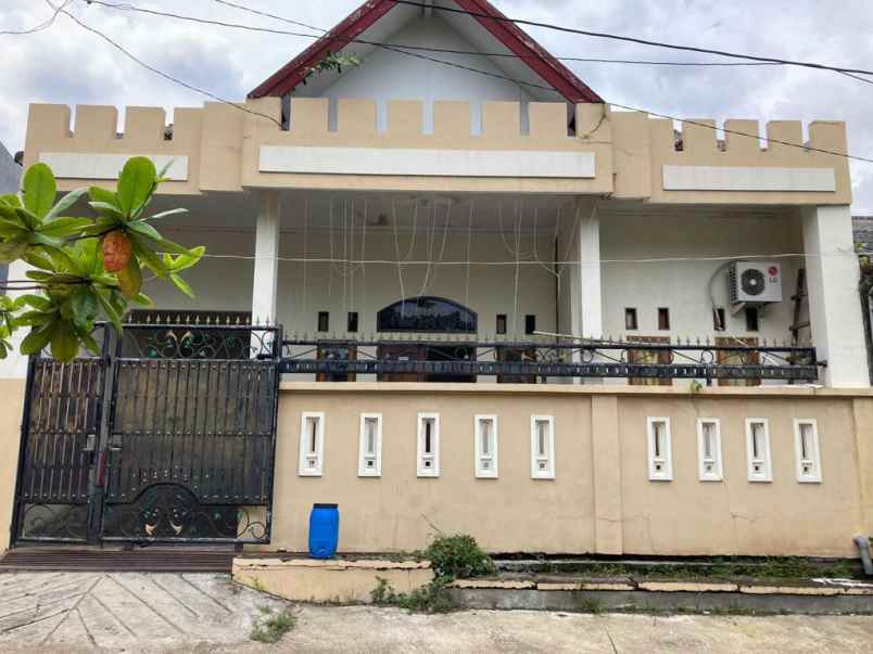 dijual rumah jl kesehatan raya kuningan semarang utara