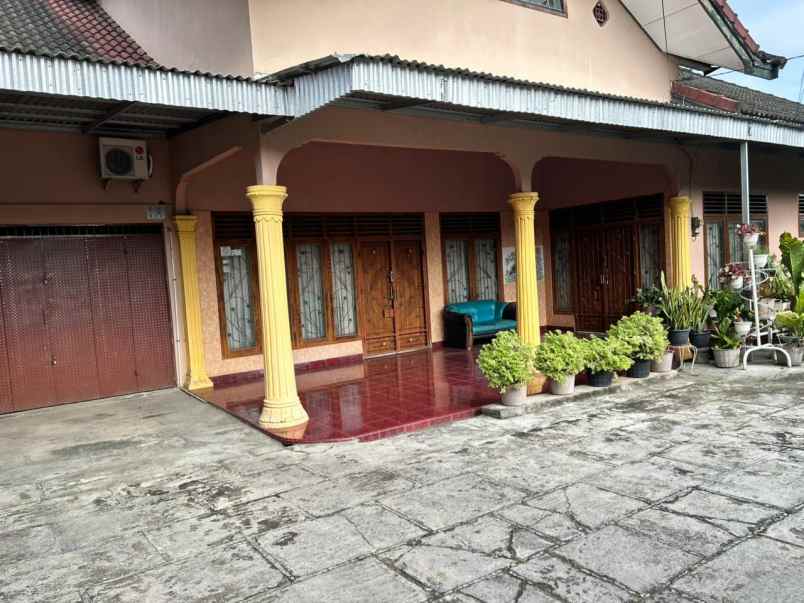 dijual rumah jl lorong kemiri