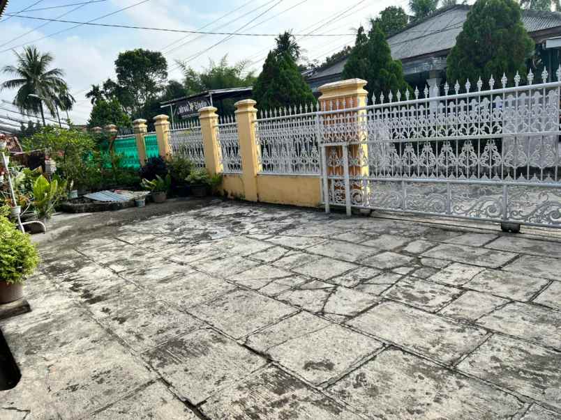 dijual rumah jl lorong kemiri