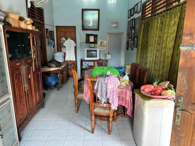 dijual rumah jl lorong kemiri