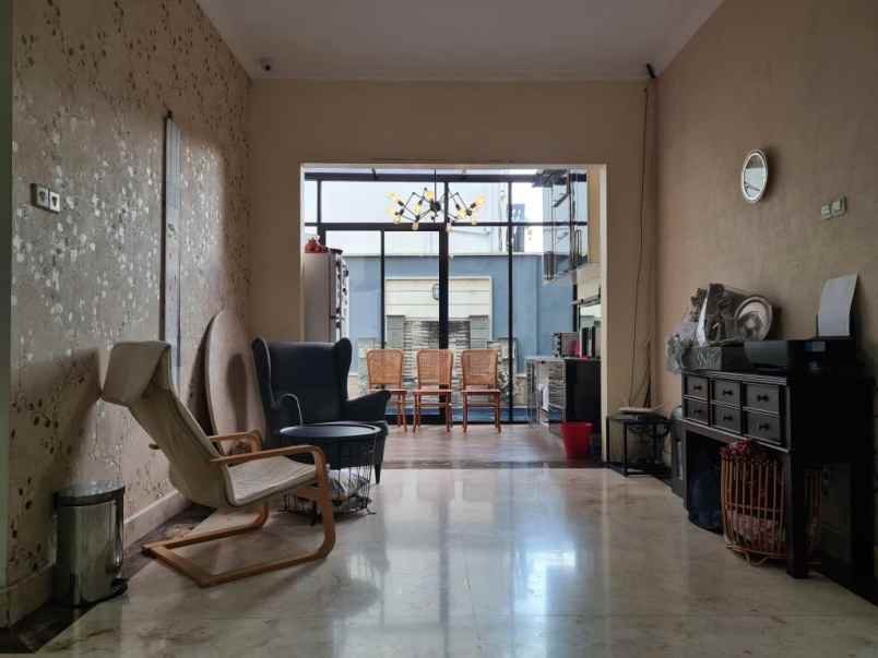 dijual rumah jl pejaten barat ii