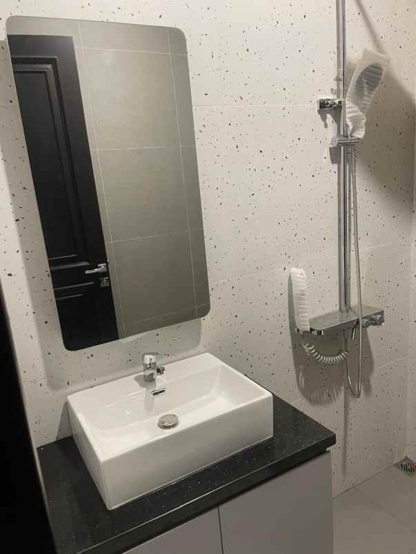 dijual rumah jl pondok bambu duren