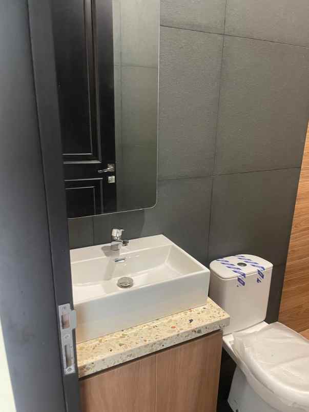 dijual rumah jl pondok bambu duren