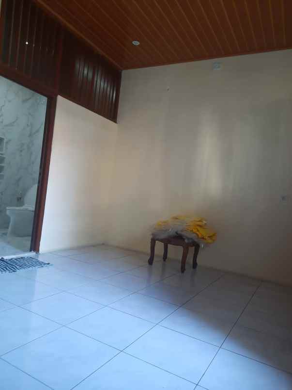 dijual rumah jl pondok bambu duren