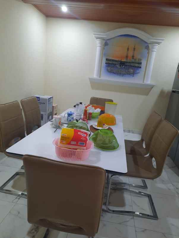 dijual rumah jl pondok bambu duren