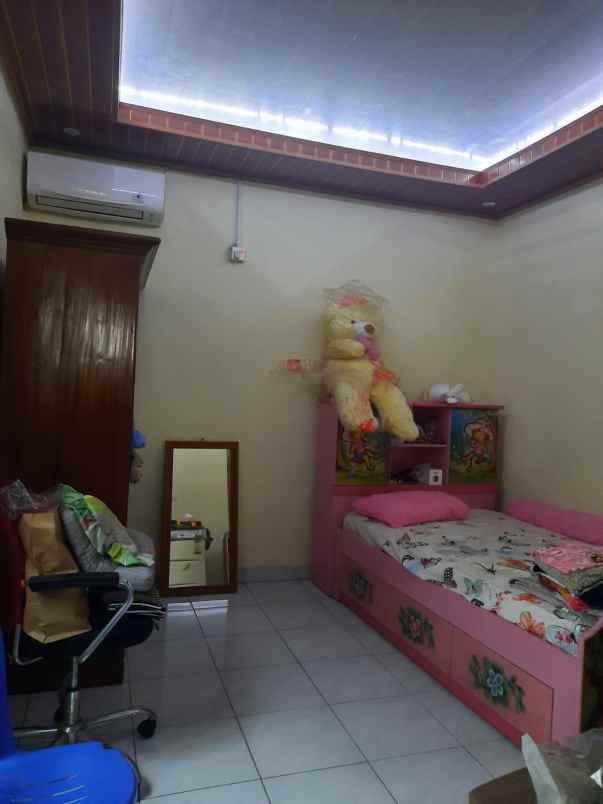 dijual rumah jl pondok bambu duren