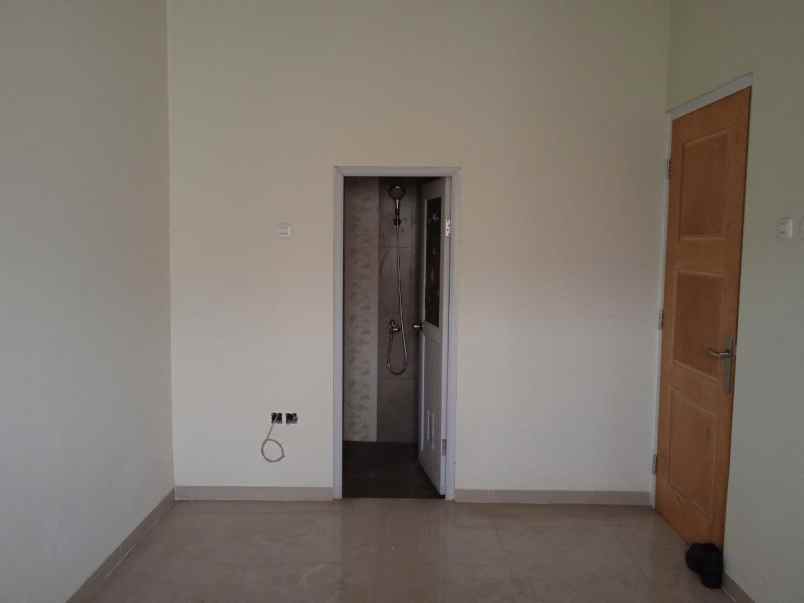 dijual rumah jl rambutan kel jatimurni