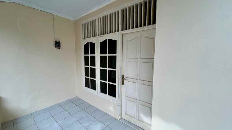 dijual rumah jl raya ciater