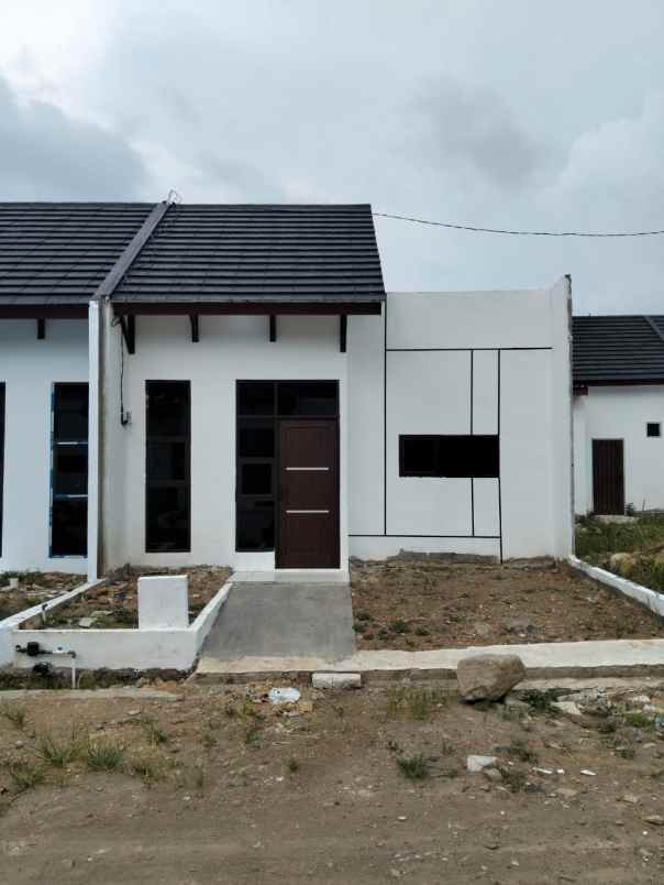 dijual rumah jl raya ciloa cikubangsari