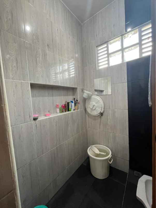 dijual rumah jl sadang serang tubagus