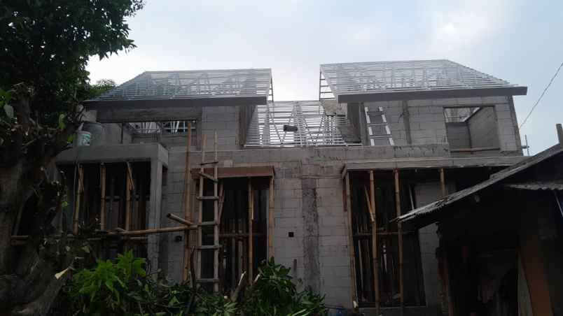dijual rumah jl sebra