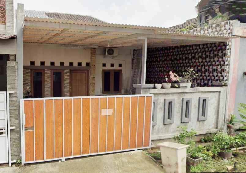 dijual rumah jl taman anyelir 3 kel