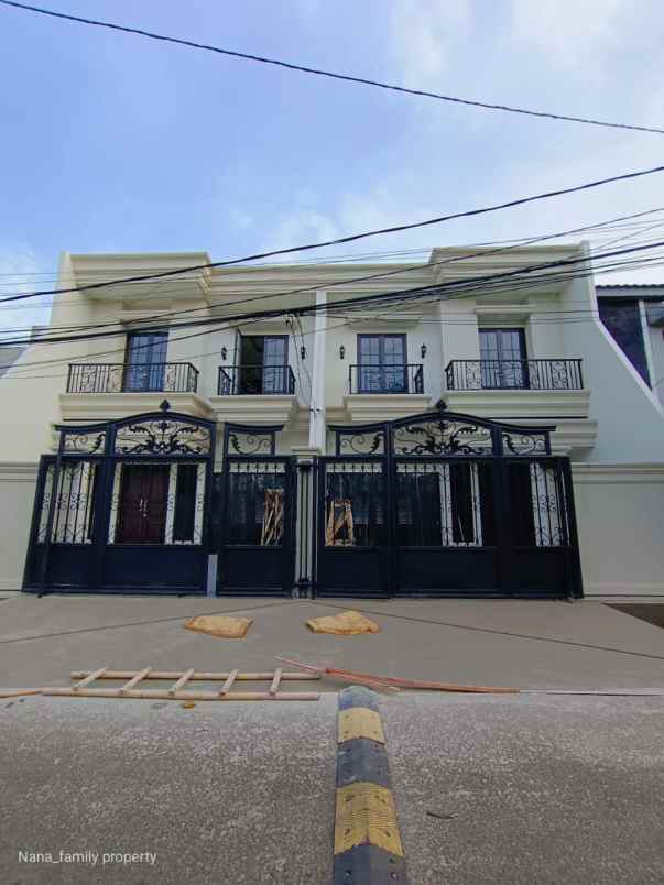 dijual rumah jln raya joglo kembangan