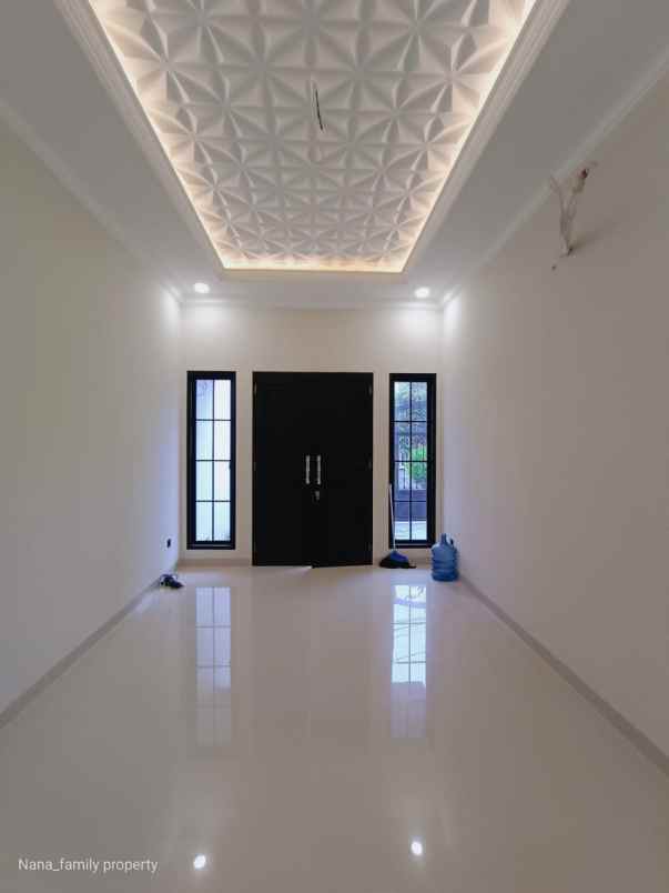 dijual rumah jln raya joglo kembangan