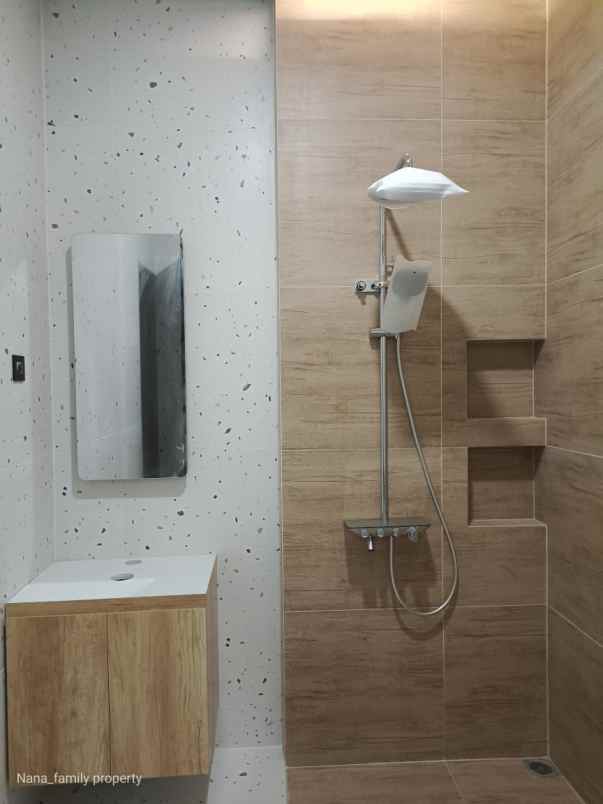 dijual rumah jln raya joglo kembangan