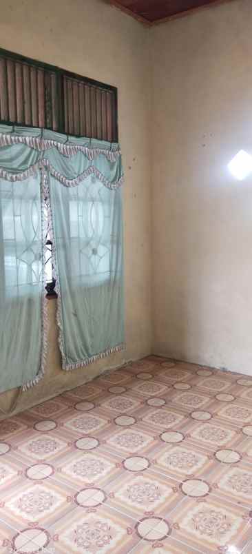 dijual rumah jlpenerbangan