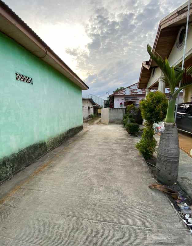dijual rumah jlpenerbangan