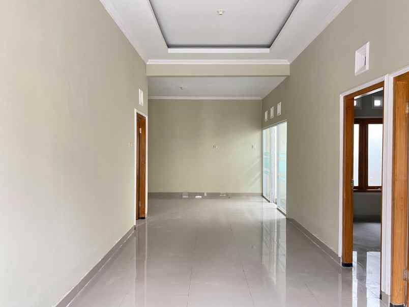 dijual rumah kadisoko purwomartani