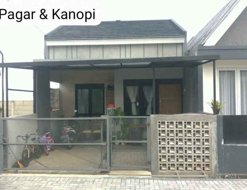 dijual rumah karyawangi cihanjuang cimahi