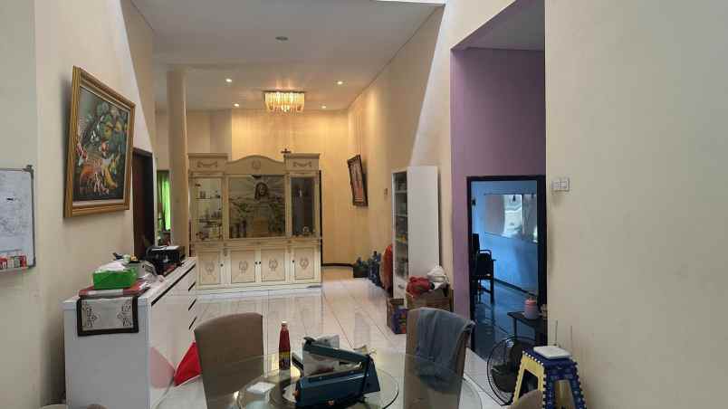 dijual rumah kebraon indah