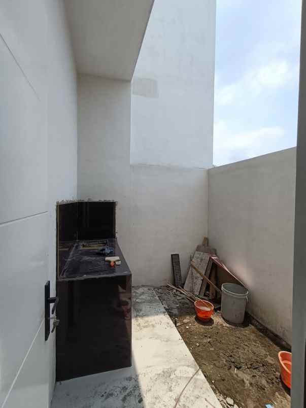 dijual rumah kedungrejo pakis malang