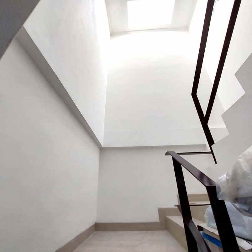 dijual rumah kelapa gading permai raya