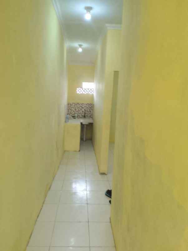 dijual rumah kelurahan pondok kacang