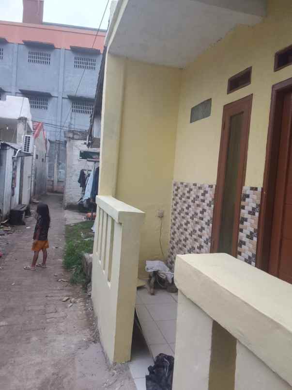 dijual rumah kelurahan pondok kacang