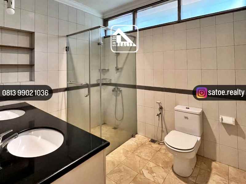 dijual rumah kemang utara bangka