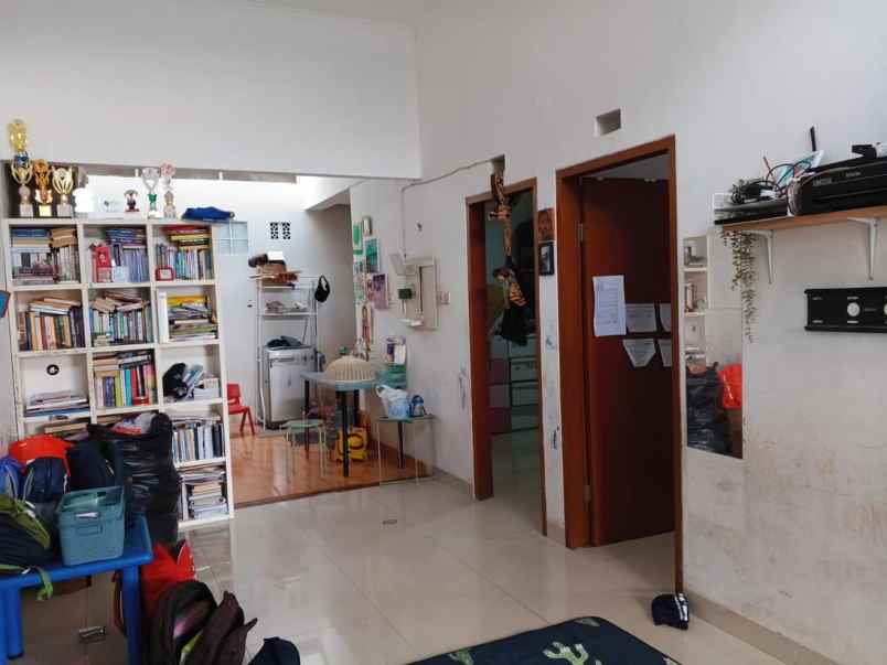 dijual rumah komp pesona ciganitri