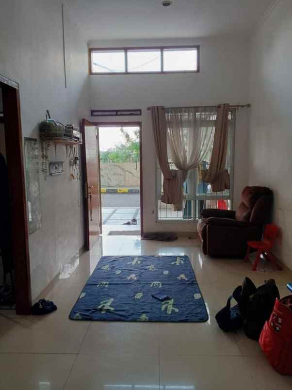 dijual rumah komp pesona ciganitri
