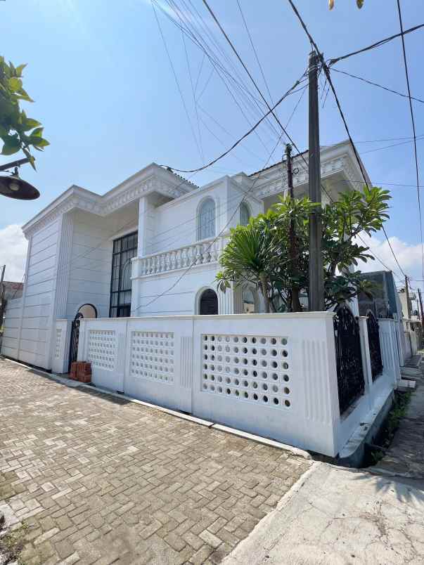 dijual rumah komplek balista cikole lembang