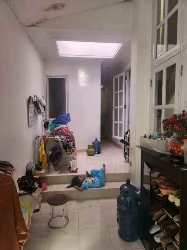 dijual rumah komplek cipinang cempedak