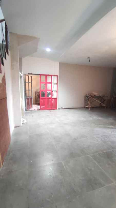 dijual rumah komplek di pisangan ciputat timur tangsel