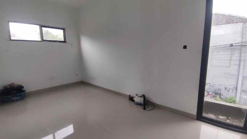 dijual rumah komplek di pisangan ciputat timur tangsel