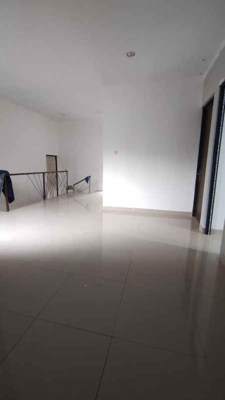 dijual rumah komplek di pisangan ciputat timur tangsel